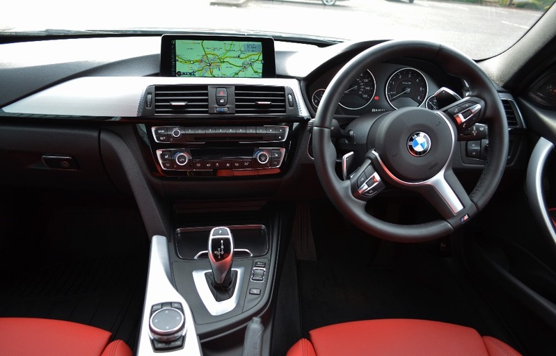 BMW 3 SERIES 330D M-Sport Auto 2015