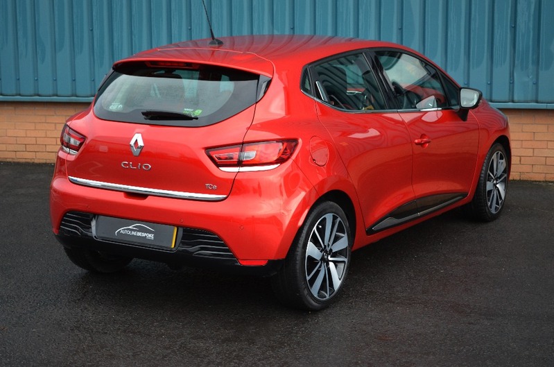 RENAULT CLIO 0.9TCe Dynamique S MediaNav 13 2013