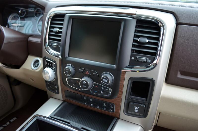 DODGE RAM 3.0 CRD Laramie Crew Cab Diesel 16 2016