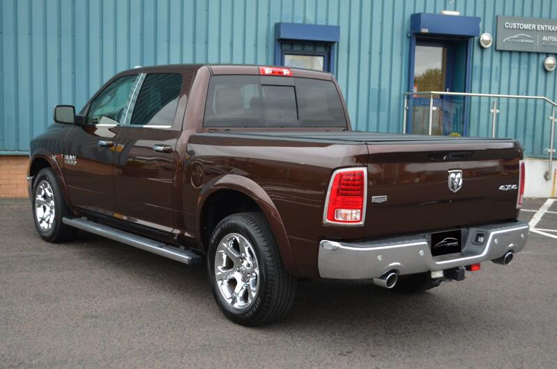 DODGE RAM 3.0 CRD Laramie Crew Cab Diesel 16 2016