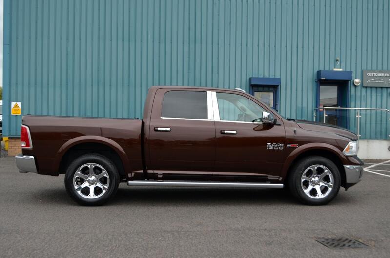 DODGE RAM 3.0 CRD Laramie Crew Cab Diesel 16 2016