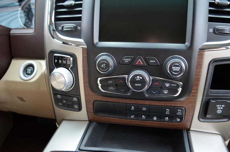 DODGE RAM 3.0 CRD Laramie Crew Cab Diesel 16 2016