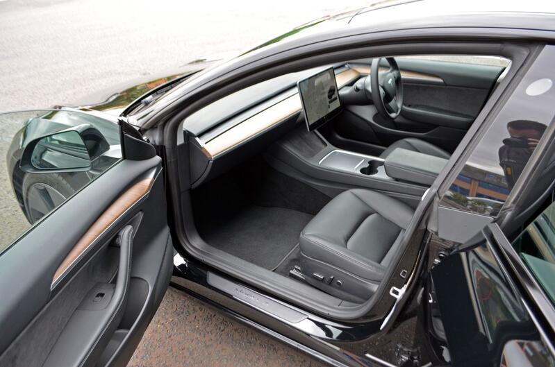 TESLA MODEL 3 (Dual Motor) Long Range 2021
