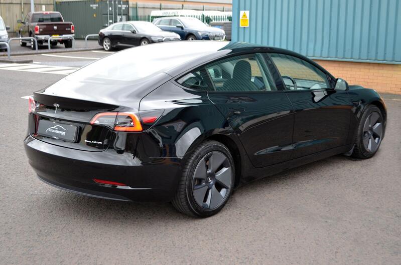 TESLA MODEL 3 (Dual Motor) Long Range 2021