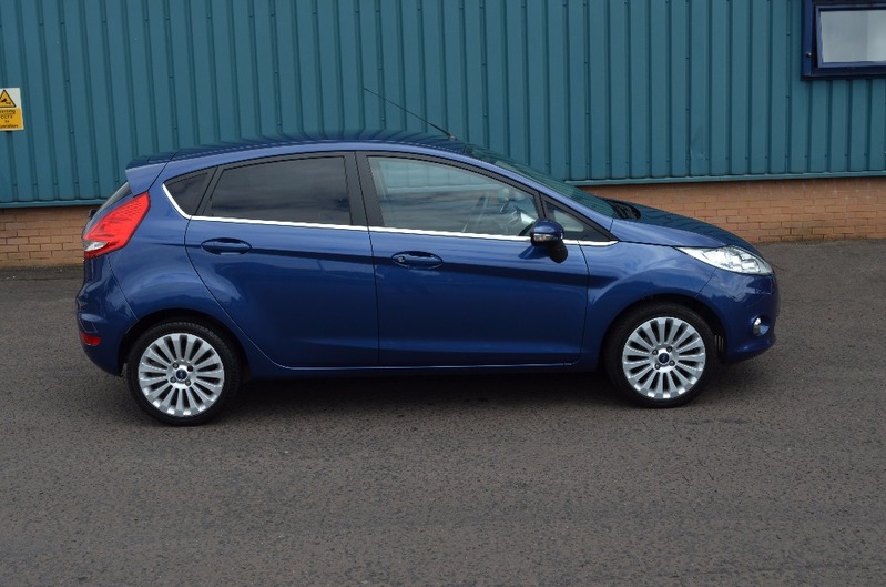 FORD FIESTA 1.4 Titanium 5dr 10 2010