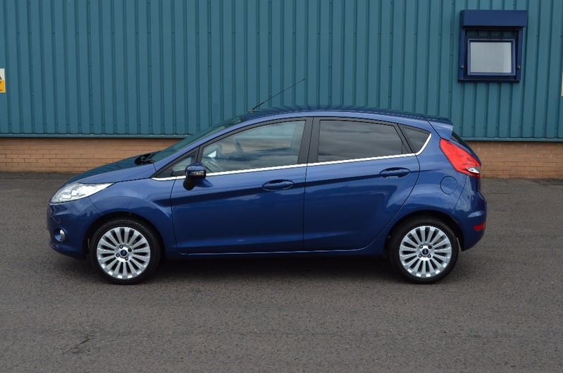 FORD FIESTA 1.4 Titanium 5dr 10 2010