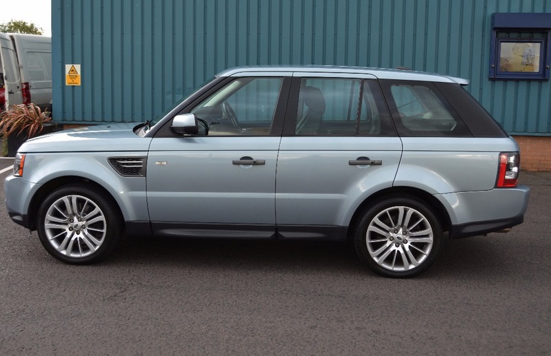 LAND ROVER RANGE ROVER SPORT HSE 3.0 TDV6 2011