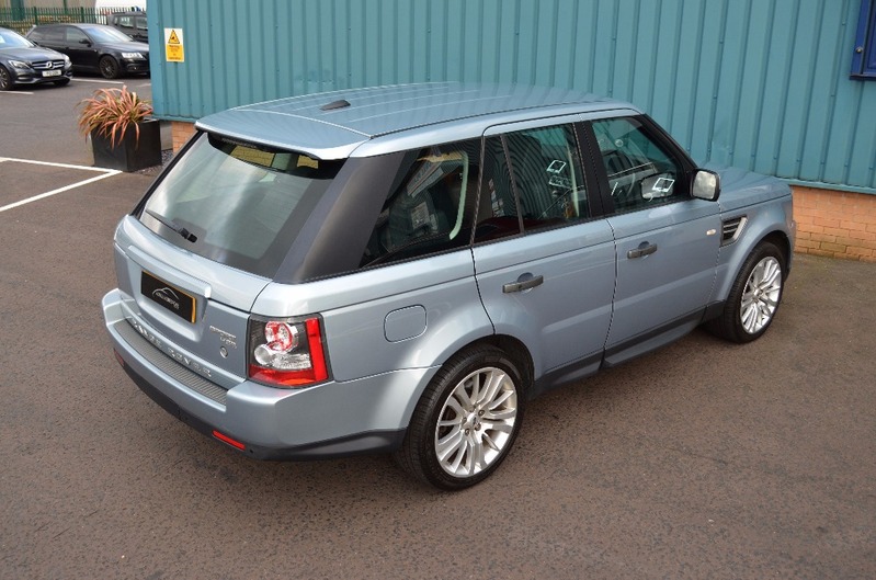 LAND ROVER RANGE ROVER SPORT HSE 3.0 TDV6 2011