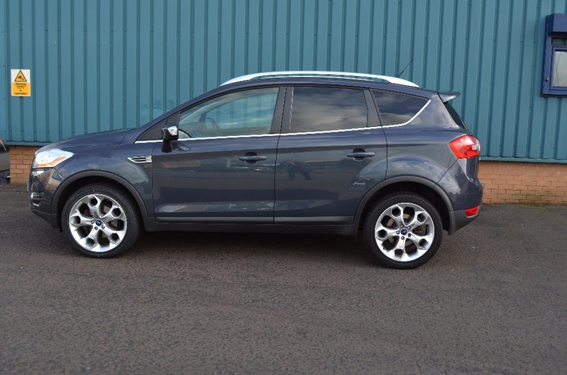 FORD KUGA 2.0 TDCi Titanium X 4wd 61 2011