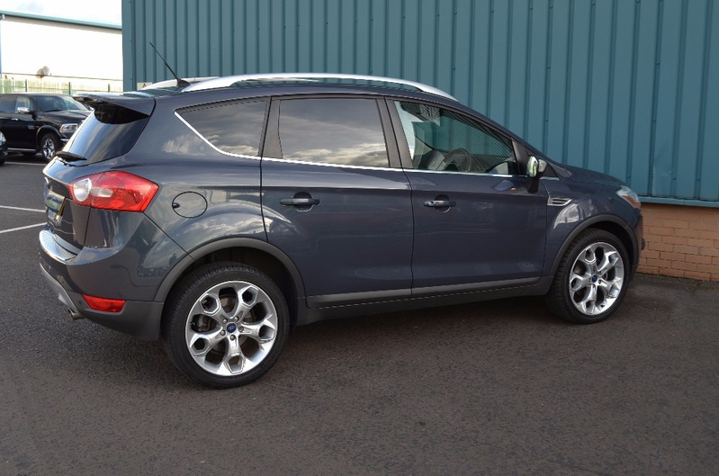 FORD KUGA 2.0 TDCi Titanium X 4wd 61 2011