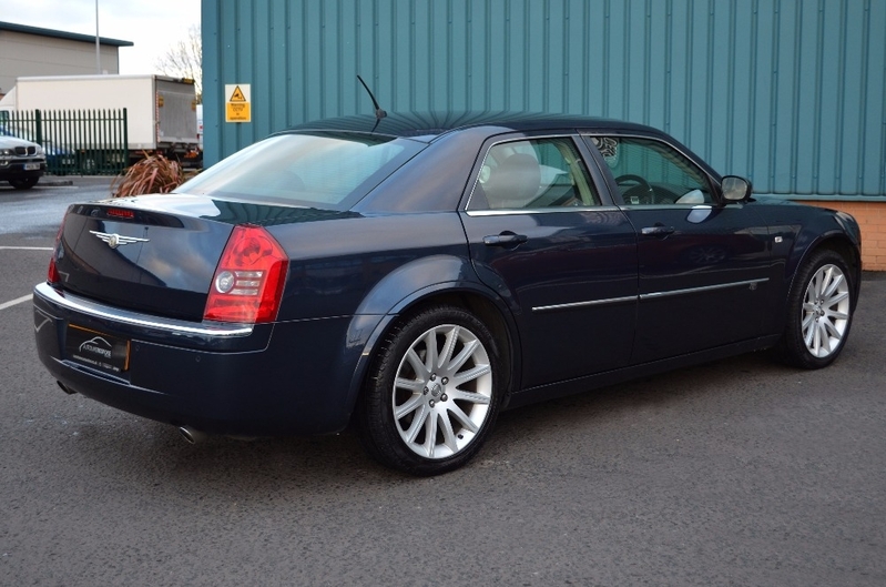 CHRYSLER 300C 3.0 CRD SRT Design  2010