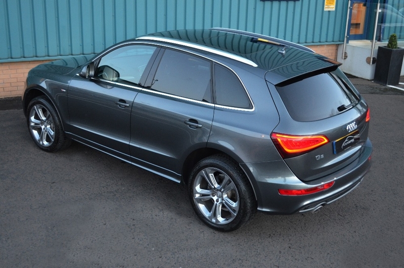 AUDI Q5 2.0 TDI S Line Plus Quattro 14 2014