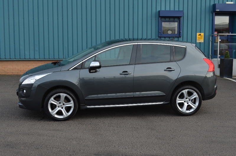 PEUGEOT 3008 1.6 E-HDI Allure EGC 2012