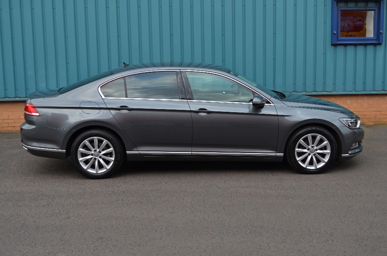 VOLKSWAGEN PASSAT 2.0 TDI SE Business 15 2015