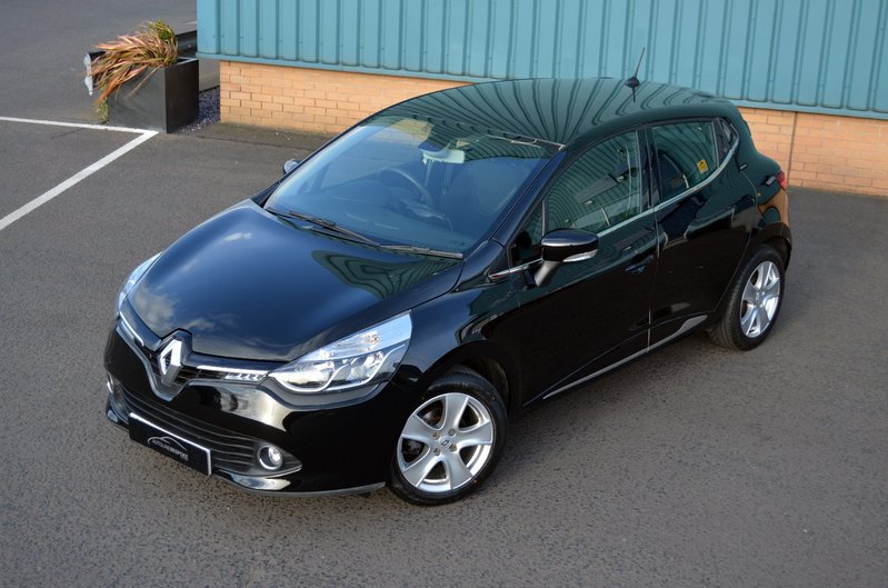 RENAULT CLIO 1.2 Dynamique Medianav 63 2013