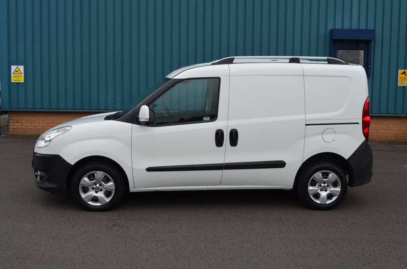 FIAT DOBLO 1.3 Multijet II SX 63 2014