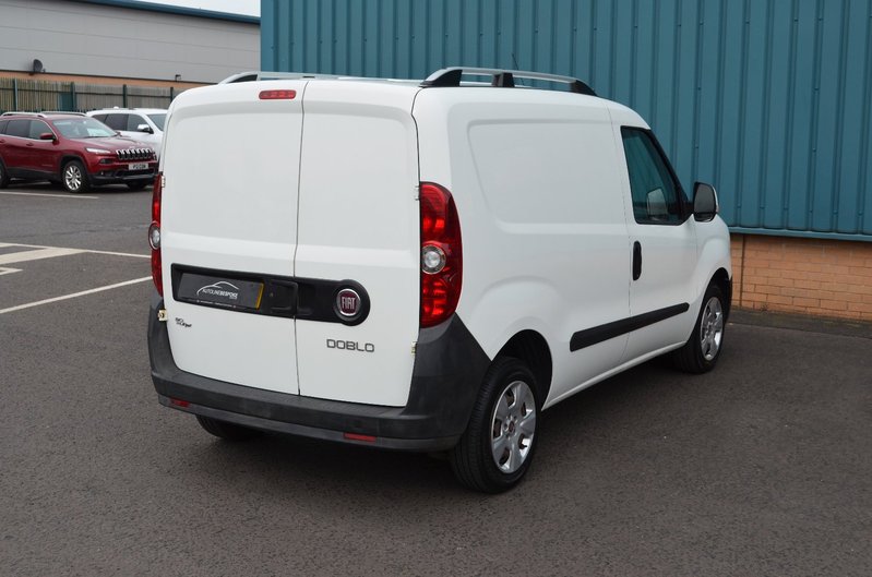 FIAT DOBLO 1.3 Multijet II SX 63 2014