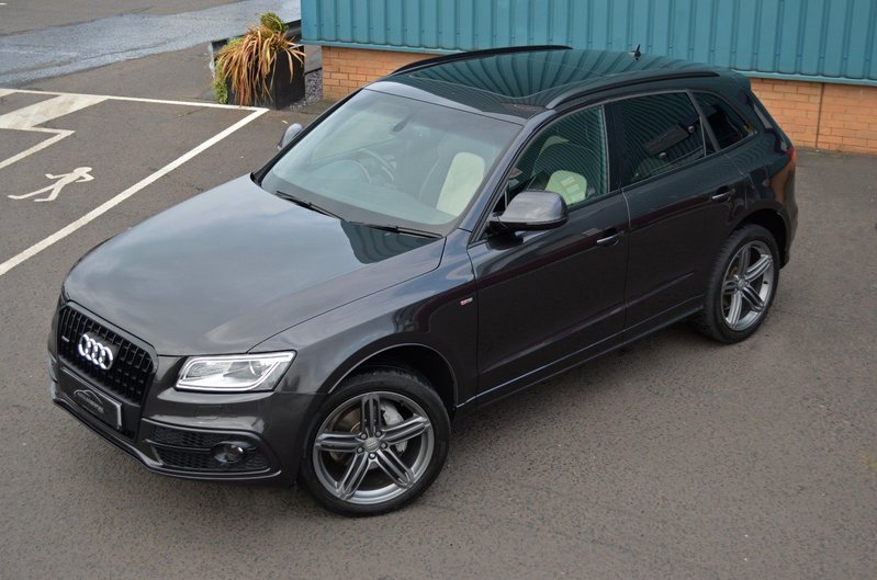 AUDI Q5 2.0 TDI S Line Plus Quattro 15 2015