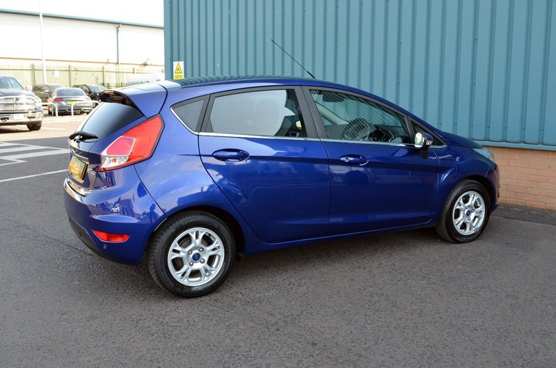 FORD FIESTA 1.6 TDCi Econetic Zetec 14 2014