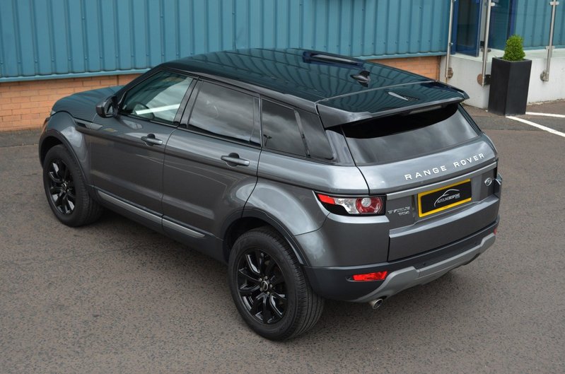 LAND ROVER RANGE ROVER Evoque 2.2 ED4 Pure 15 2015