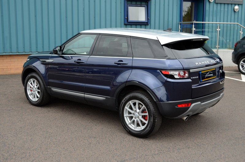 LAND ROVER RANGE ROVER Evoque 2.2 ED4 Pure Tech 64 2014