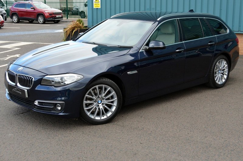 BMW 5 SERIES 520d Luxury Touring 64 2014