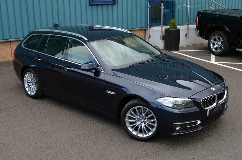 BMW 5 SERIES 520d Luxury Touring 64 2014