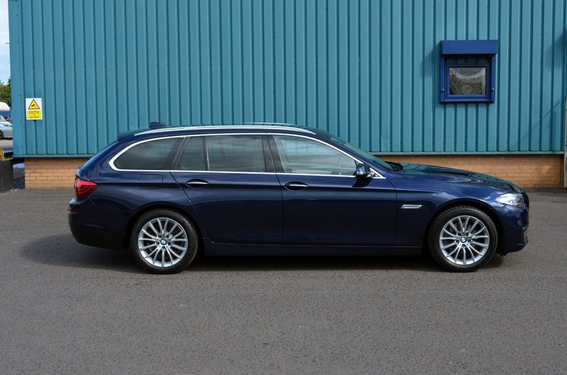 BMW 5 SERIES 520d Luxury Touring 64 2014