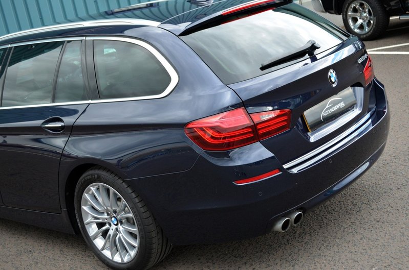 BMW 5 SERIES 520d Luxury Touring 64 2014