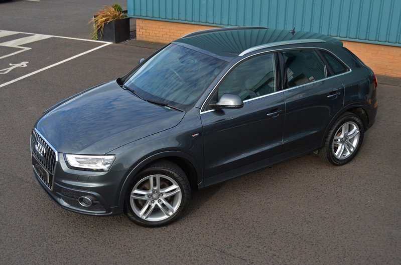 AUDI Q3 2.0 TDI S-Line Quattro 64 2015