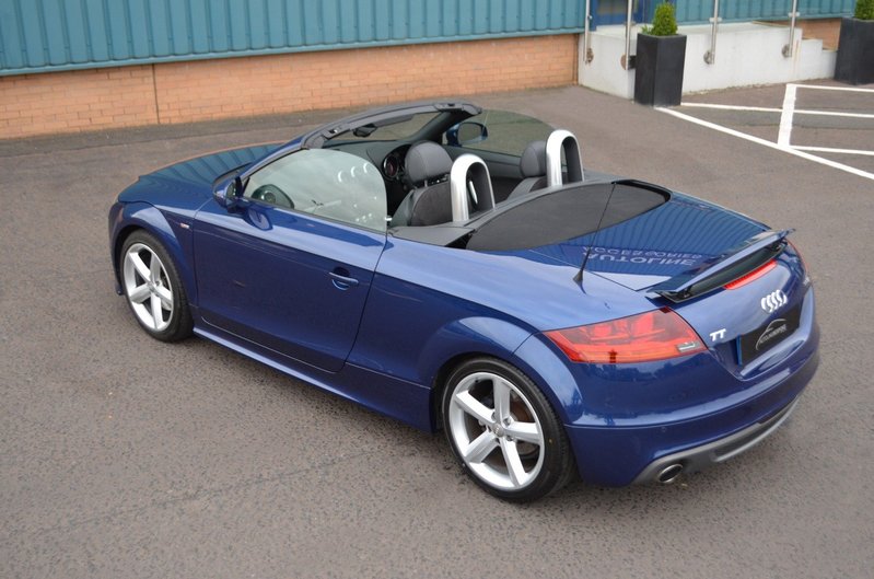 AUDI TT 2.0 TFSI S Line Roadster 11 2011