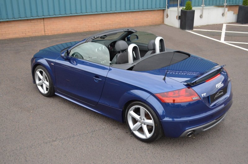 AUDI TT 2.0 TFSI S Line Roadster 11 2011