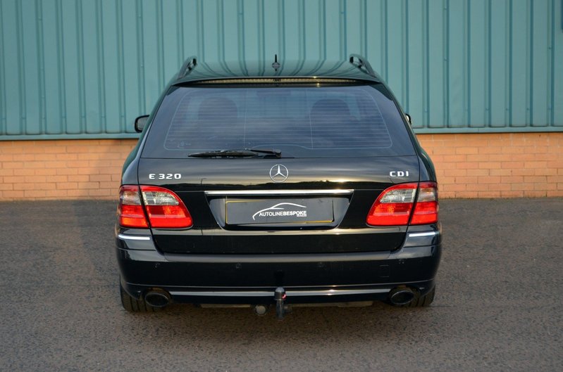 MERCEDES-BENZ E CLASS E320 CDI Avantgarde 09 2009