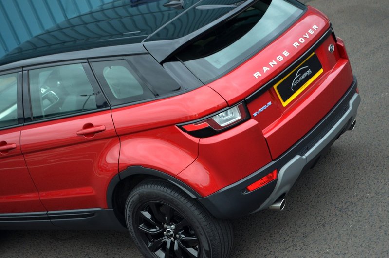 LAND ROVER RANGE ROVER Evoque 2.0 ED4 SE TECH 65 2015