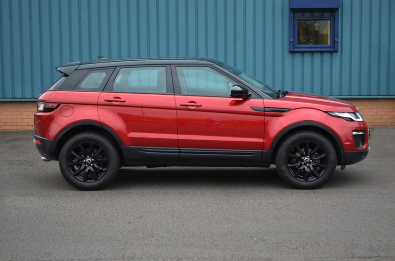 LAND ROVER RANGE ROVER Evoque 2.0 ED4 SE TECH 65 2015