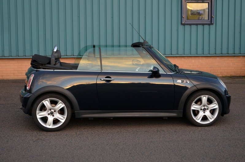 MINI CONVERTIBLE 1.6 Cooper S 56 2006