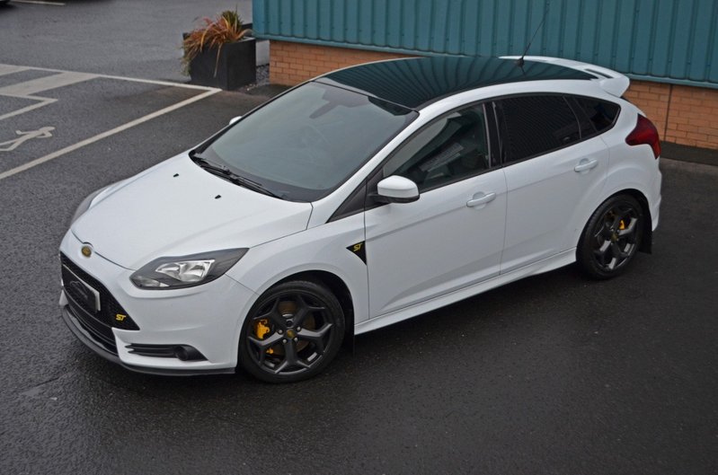 FORD FOCUS 2.0T ST-2 13 2013