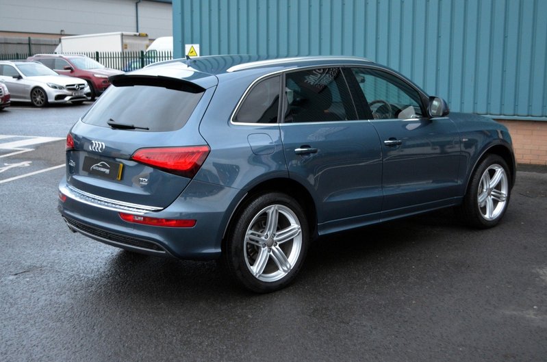 AUDI Q5 2.0 TDI S Line Plus Quattro 64 2014