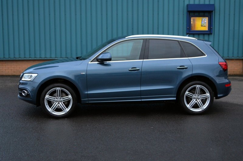 AUDI Q5 2.0 TDI S Line Plus Quattro 64 2014