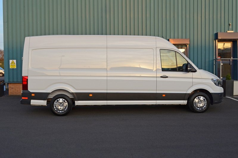 VOLKSWAGEN CRAFTER 2.0 TDI CR35 LWB 138 18 2018