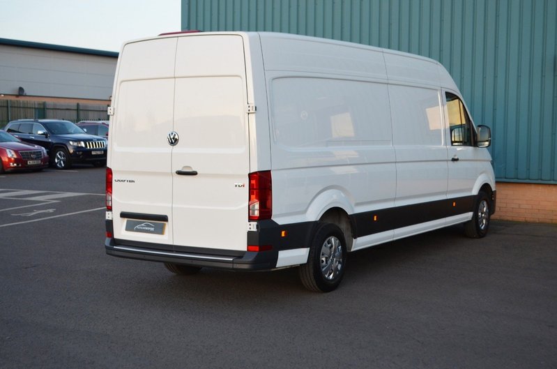 VOLKSWAGEN CRAFTER 2.0 TDI CR35 LWB 138 18 2018