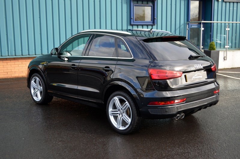 AUDI Q3 2.0 TDI S Line Plus S Tronic Quattro 15 2015