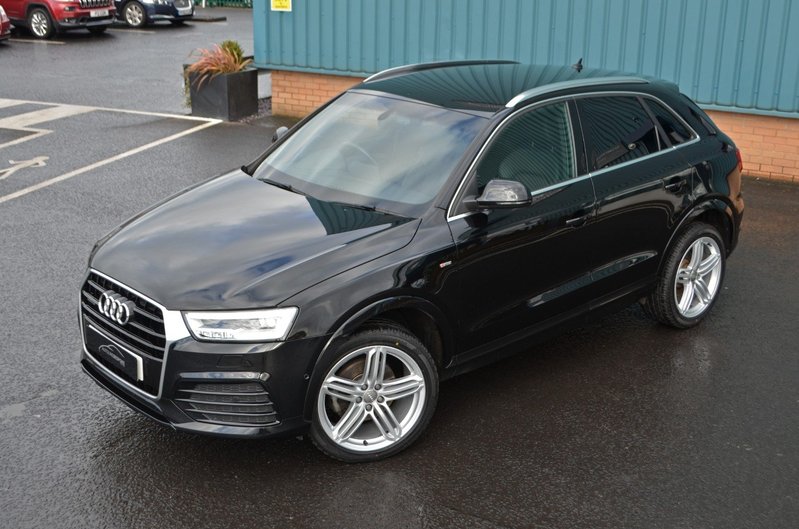 AUDI Q3 2.0 TDI S Line Plus S Tronic Quattro 15 2015