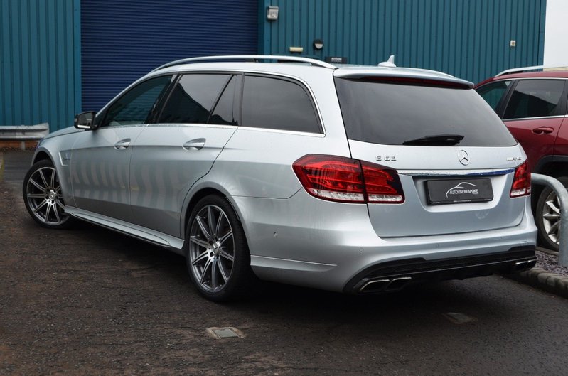 MERCEDES-BENZ E CLASS E63 AMG 5.5 Bi-Turbo 15 2015