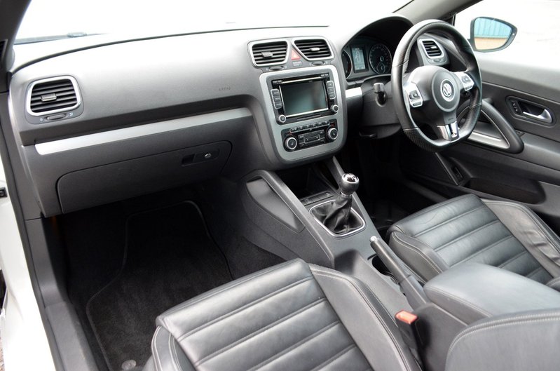 VOLKSWAGEN SCIROCCO 2.0 TDI BMT GT 61 2011