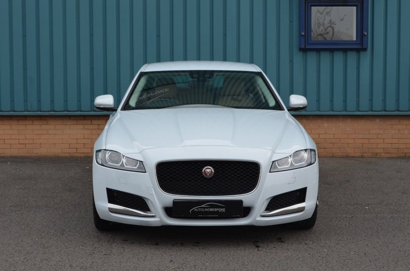 JAGUAR XF 2.0 TD Prestige 65 2016