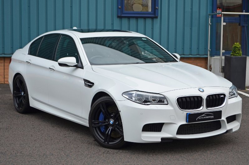 BMW M5 M5 4.4 V8 DCT 65 2015