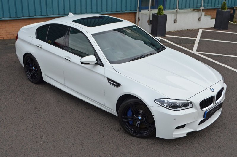 BMW M5 M5 4.4 V8 DCT 65 2015