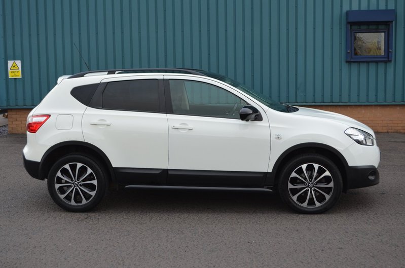 NISSAN QASHQAI 1.6 DCi 360 2013