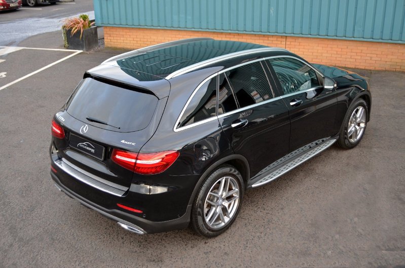 MERCEDES-BENZ GLC CLASS 220d AMG Line Premium G-Tronic 4Matic 16 2016